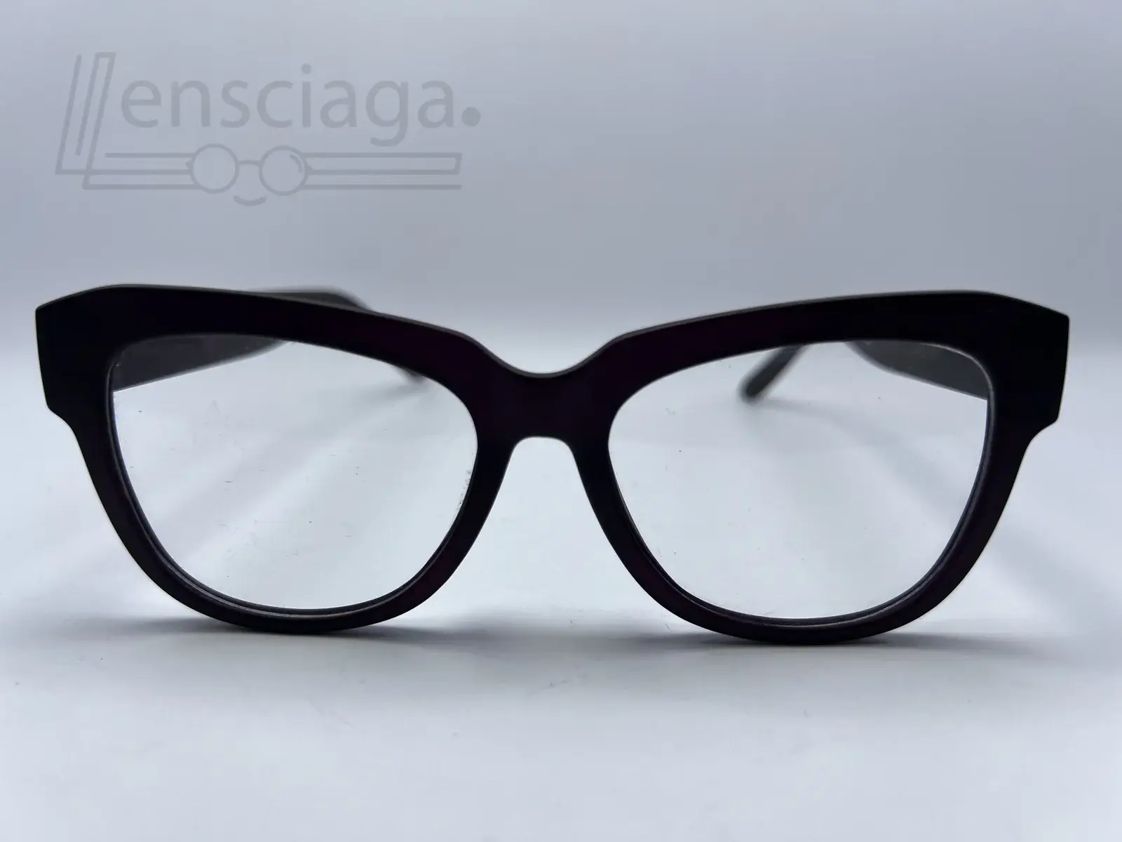30410 - Velmora Noir